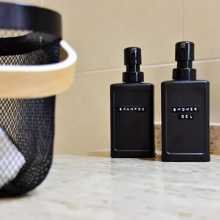 Manzanilla Penthouse Private Jacuzzi & 5min شقة مْبيرا
